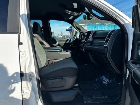 Used 2024 RAM 3500 Big Horn image 24