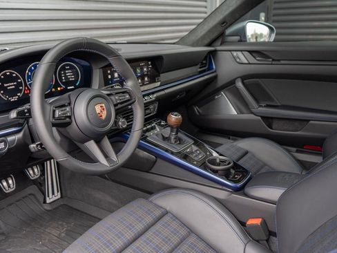 Used 2026 Porsche 911 Carrera T image 5