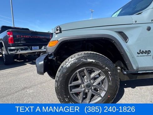 New 2026 Jeep Gladiator Sport image 11