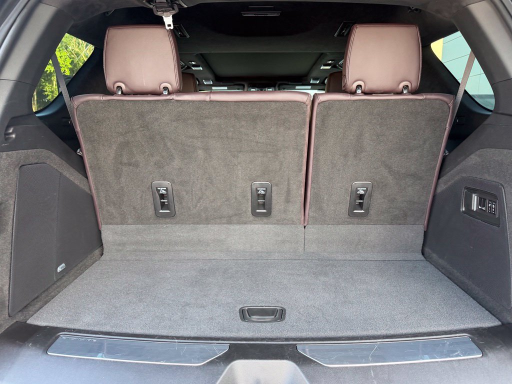 Used 2024 Cadillac Escalade V AWD/4WD image 35