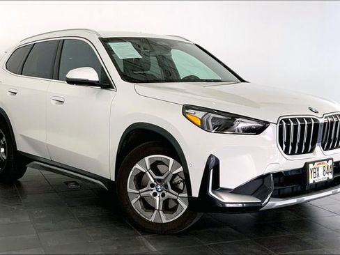 Used 2025 BMW X1 xDrive28i w/ Convenience Package AWD/4WD image 2