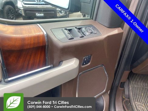 Used 2018 Ford F150 King Ranch w/ Equipment Group 601A Luxury AWD/4WD image 8