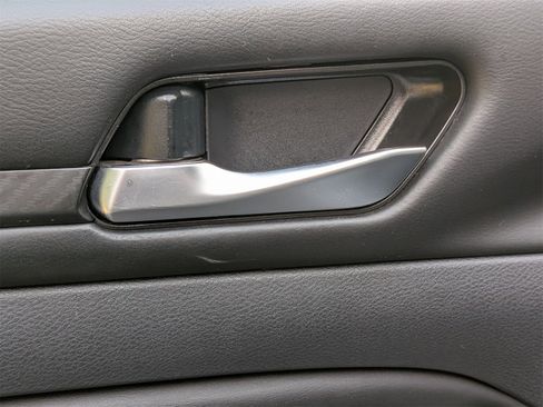 Used 2022 Nissan Altima 2.5 SR image 12