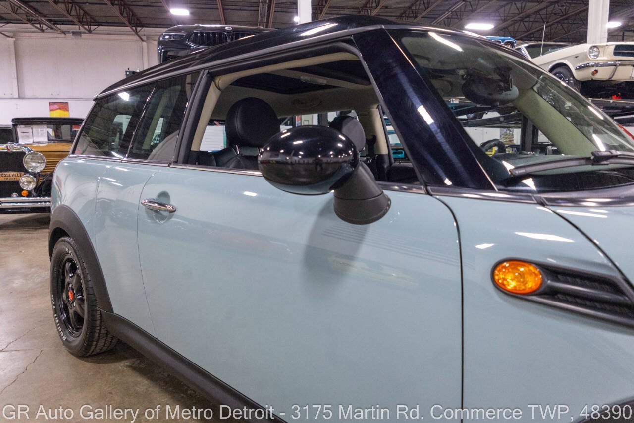 Used 2013 MINI Cooper Clubman FWD image 24