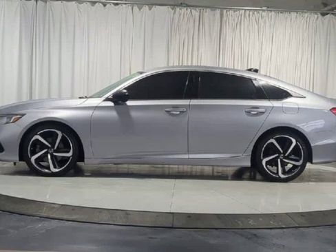 Used 2021 Honda Accord Sport image 5