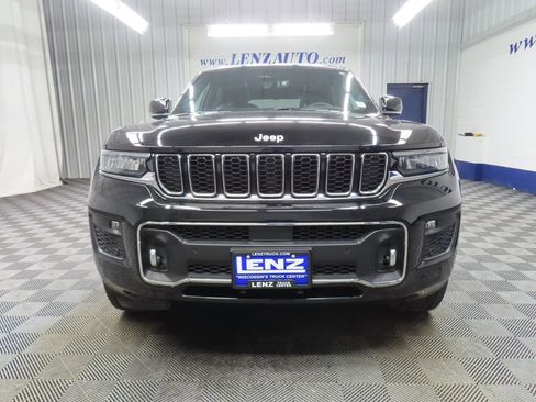 Used 2024 Jeep Grand Cherokee L Overland w/ Luxury Tech Group IV AWD/4WD image 49