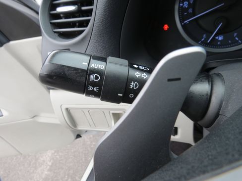 Used 2011 Lexus IS 250 RWD image 15
