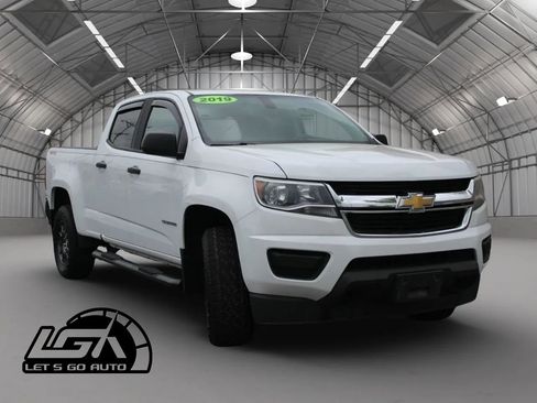 Used 2019 Chevrolet Colorado W/T w/ WT Convenience Package AWD/4WD image 1