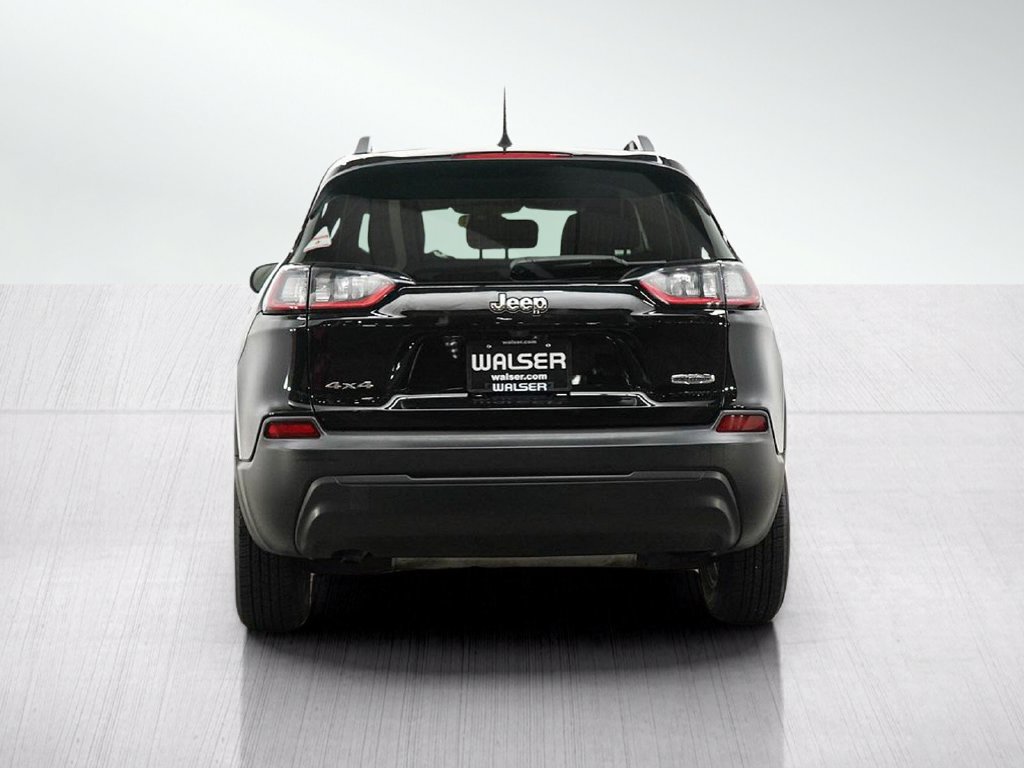Used 2019 Jeep Cherokee Latitude w/ Cold Weather Group AWD/4WD image 4