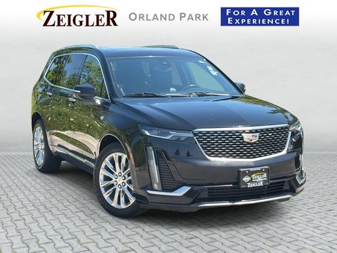 Used 2021 Cadillac XT6 Premium Luxury FWD image 1