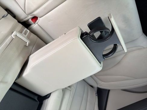 Used 2019 Lincoln Nautilus Reserve image 17