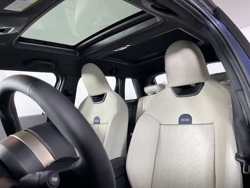 Used 2025 MINI Cooper S image 10