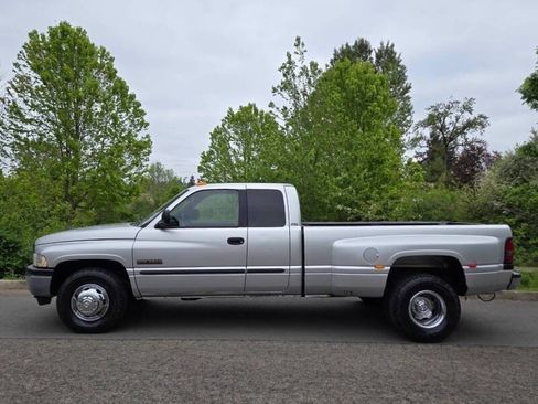 Used 2001 Dodge Ram 3500 Truck 2WD Quad Cab image 9