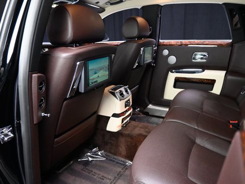 Used 2012 Rolls-Royce Ghost RWD image 63