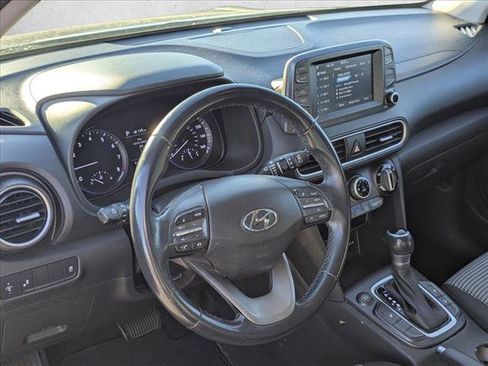 Used 2018 Hyundai Kona SEL image 8