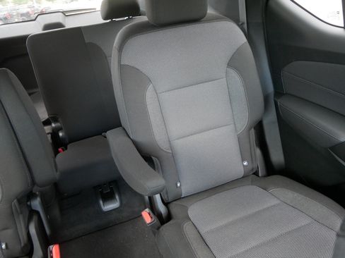 Used 2023 Chevrolet Traverse LT AWD/4WD image 14