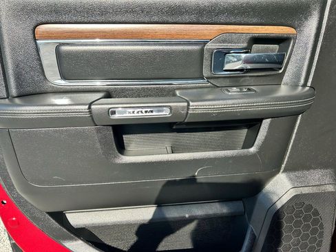 Used 2015 RAM 1500 Laramie w/ Convenience Group image 15
