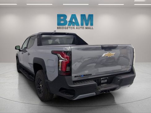New 2026 Chevrolet Silverado EV LT image 5