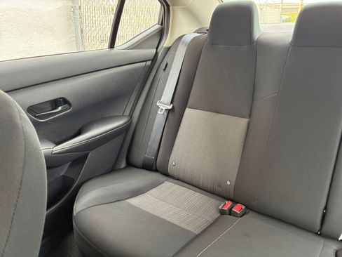 Used 2025 Nissan Sentra SV image 37