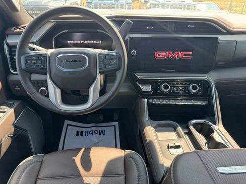 Used 2026 GMC Sierra 3500 Denali AWD/4WD image 22