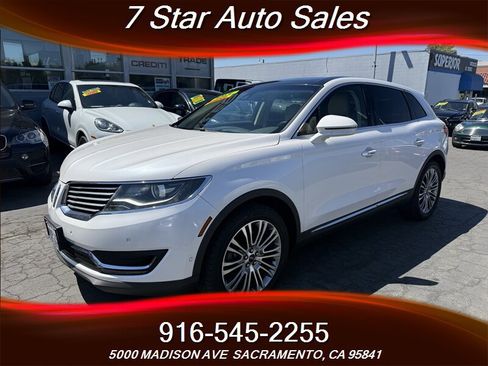 Used 2016 Lincoln MKX Reserve w/ Technology Package image 3
