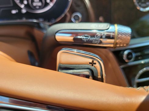 Certified 2020 Bentley Continental GT AWD/4WD image 33