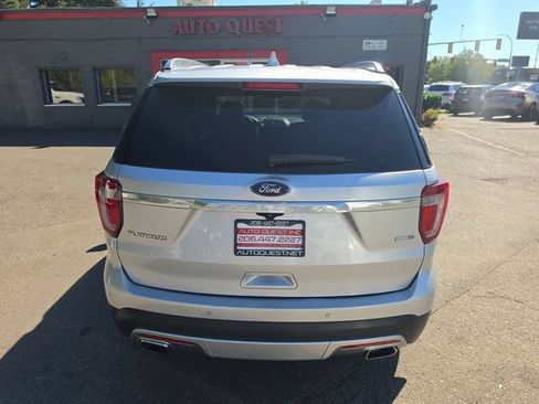 Used 2016 Ford Explorer Platinum AWD/4WD image 26