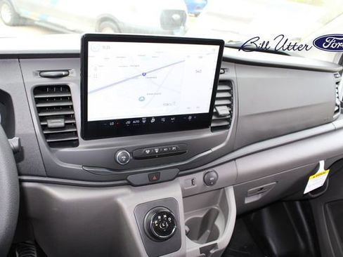 New 2024 Ford E-Transit Low Roof image 13