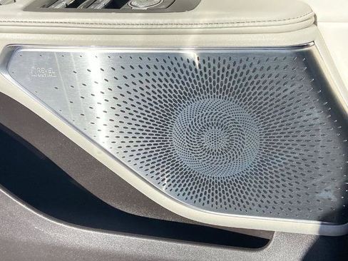 Used 2024 Lincoln Nautilus Black Label w/ Jet Appearance Package (87T) image 20