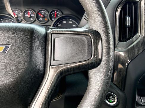 Used 2023 Chevrolet Silverado 1500 Custom RWD image 24