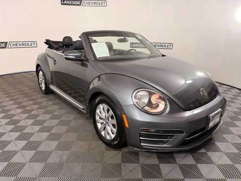 Used 2018 Volkswagen Beetle 2.0T S FWD image 45