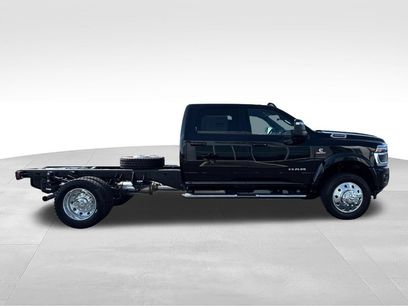 New 2026 RAM 4500 4x4 Crew Cab DRW w/ Laramie Trim Package
