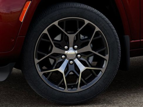 New 2026 Jeep Grand Cherokee Summit AWD/4WD image 25