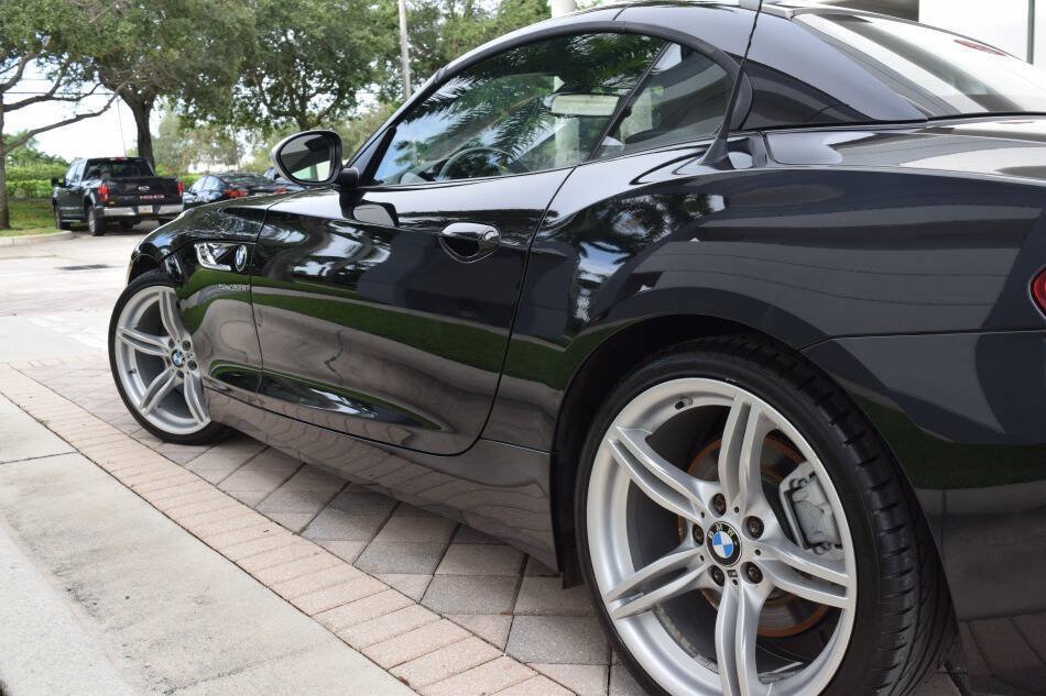 Used 2014 BMW Z4 sDrive35is RWD image 26