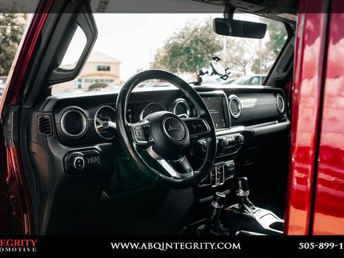 Used 2021 Jeep Gladiator Overland w/ Popular Equipment Package AWD/4WD image 17