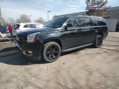 Used 2020 GMC Yukon XL SLT w/ Graphite Performance Edition