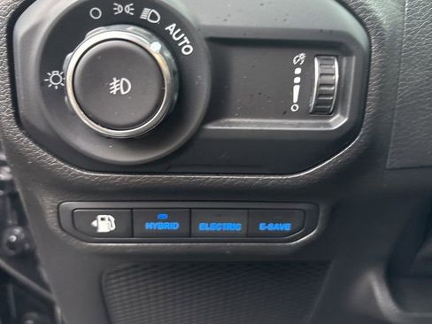 Used 2023 Jeep Wrangler Unlimited w/ Cold Weather Group image 31