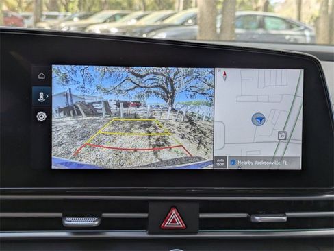 New 2025 Hyundai Elantra Limited FWD image 20