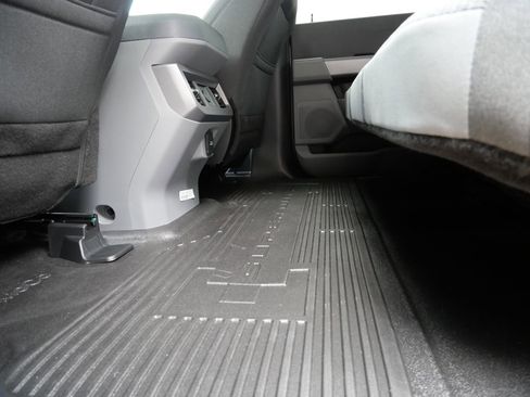 New 2026 Ford F250 XLT AWD/4WD image 15