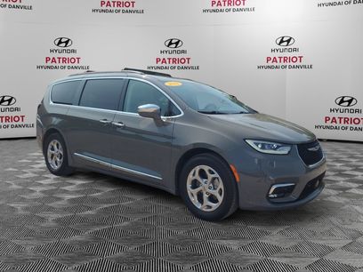 Used 2022 Chrysler Pacifica Limited