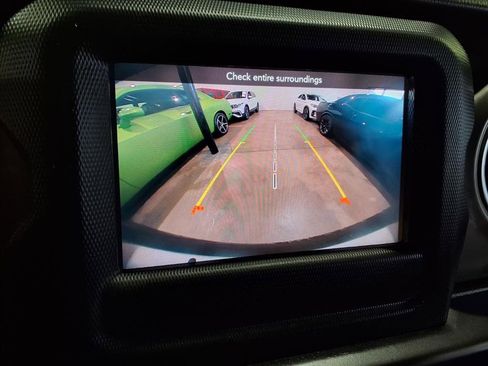 Certified 2021 Jeep Wrangler Unlimited Sahara image 12