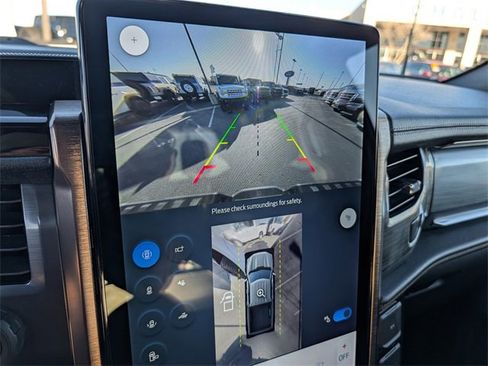 Used 2024 Ford F150 Lightning Lariat image 12