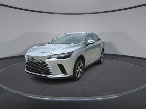 Used 2025 Lexus RX 350 Premium w/ Accessory Package (Z1) FWD image 4