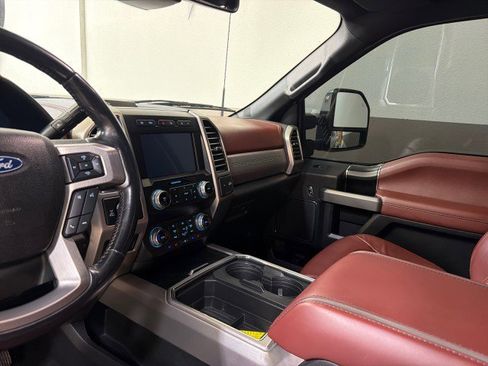 Used 2019 Ford F250 Platinum w/ Platinum Ultimate Package image 13