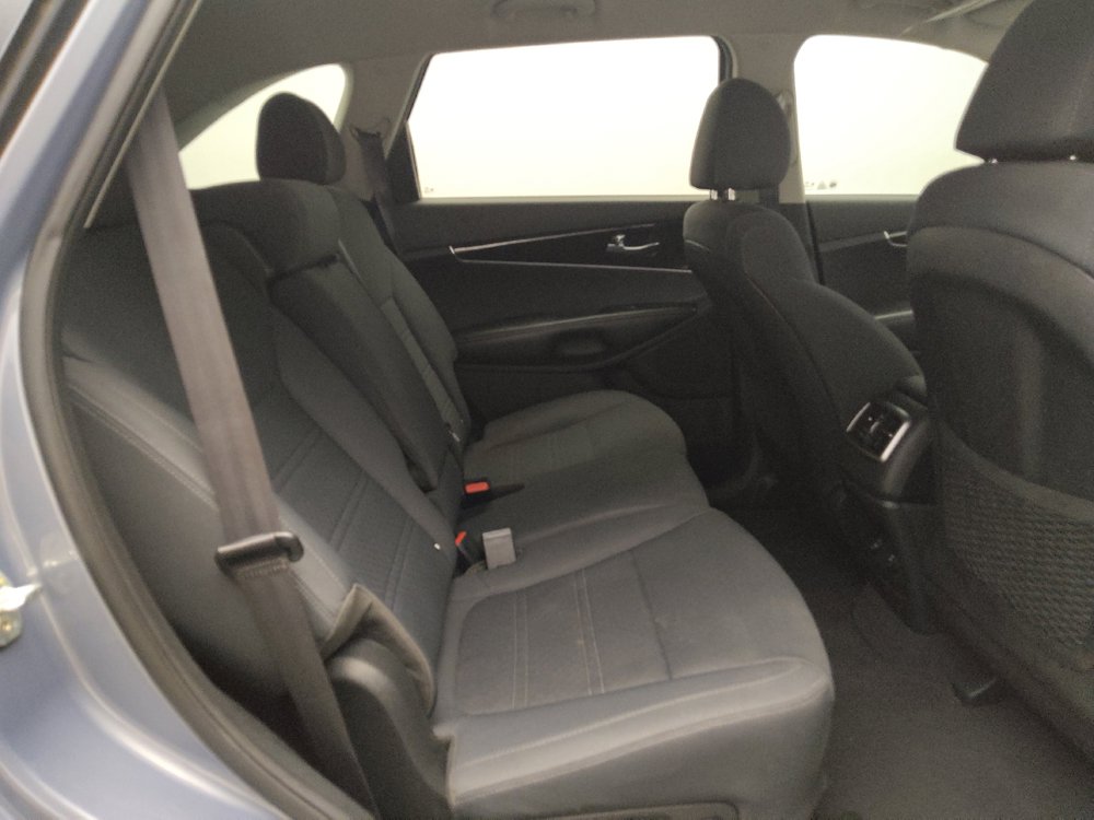 Used 2020 Kia Sorento LX w/ LX I4 Convenience Package FWD image 19