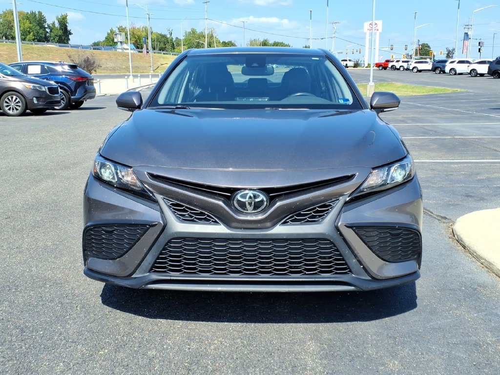 Used 2024 Toyota Camry SE w/ Convenience Package FWD image 26