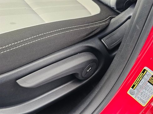 Certified 2022 Hyundai Venue SEL w/ Cargo Package image 22