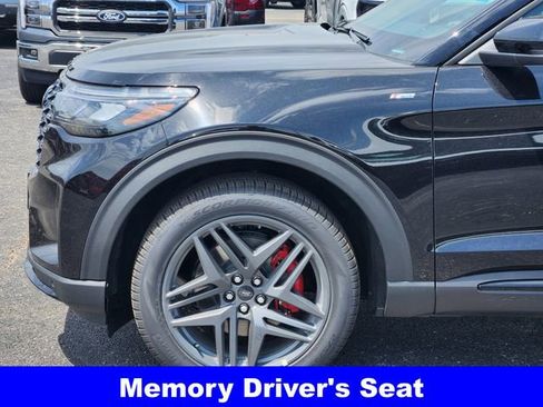 New 2026 Ford Explorer ST-Line w/ ST-Line Street Pack RWD image 9