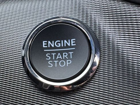 Used 2025 Ford Explorer ST-Line image 14