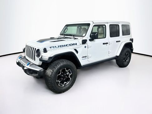 Used 2022 Jeep Wrangler Unlimited Rubicon 4xe AWD/4WD image 3